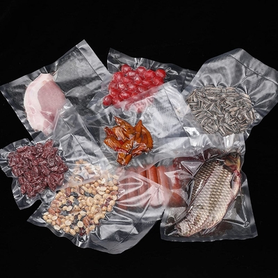 स्टोरेज के लिए BPA फ्री प्रीकट वैक्यूम सीलर बैग पंचर प्रिवेंशन वैक्यूम सील फ्रीजर बैग फूड सेवर बैग